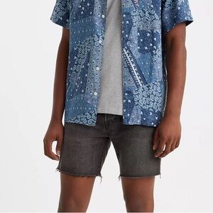 Levi’s Jean shorts frayed distressed gray NEW 501 93 size 31 denim cotton